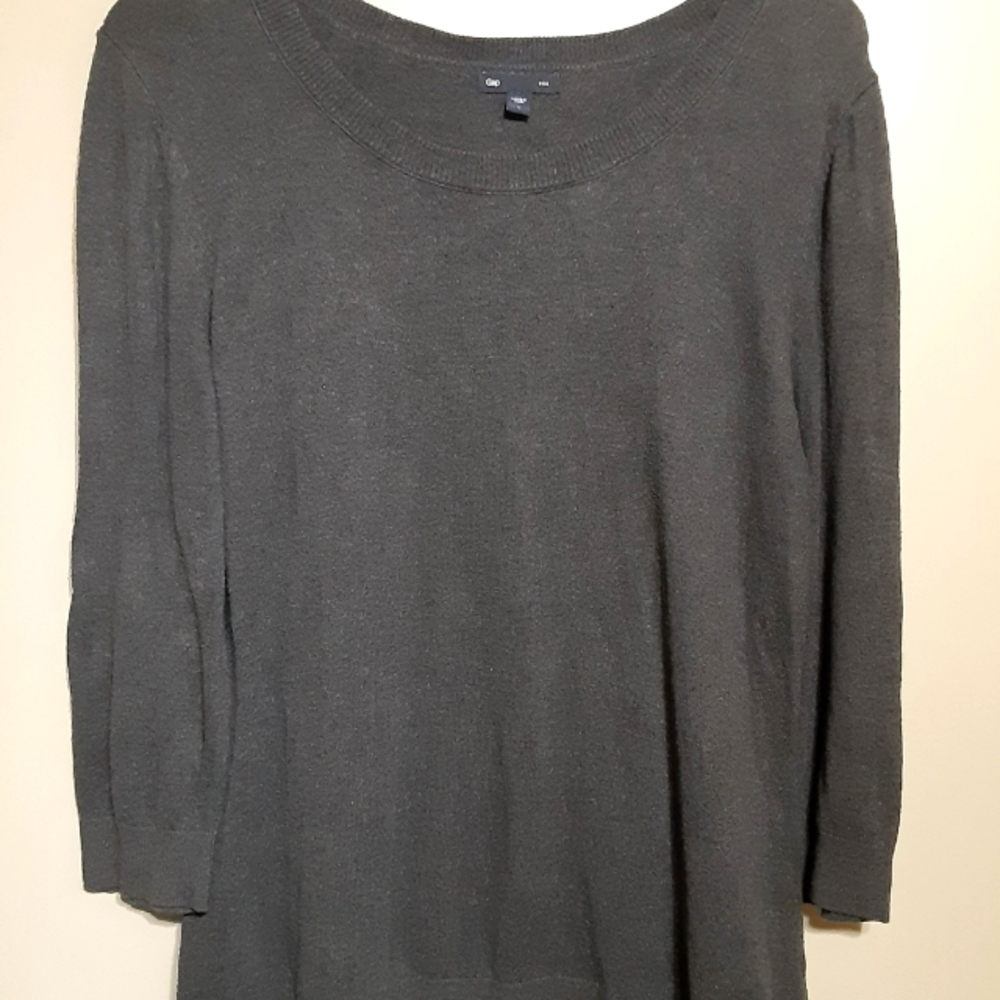 Gap women's top